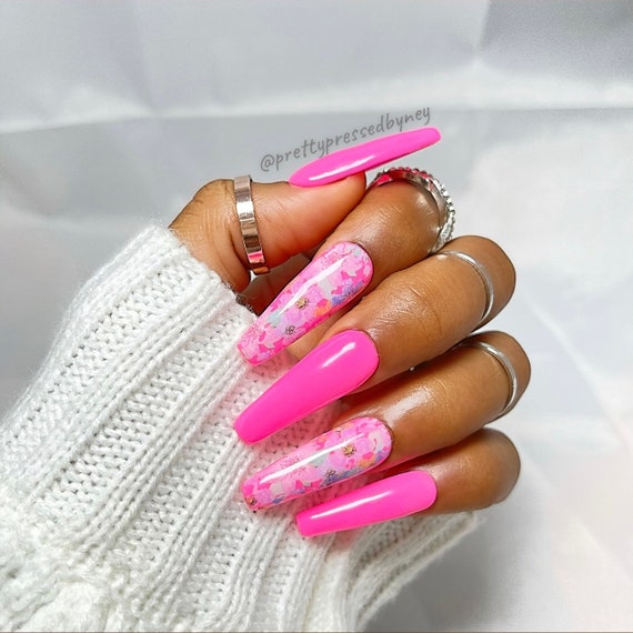 20 Pink Nail Designs & Art Ideas for 2024