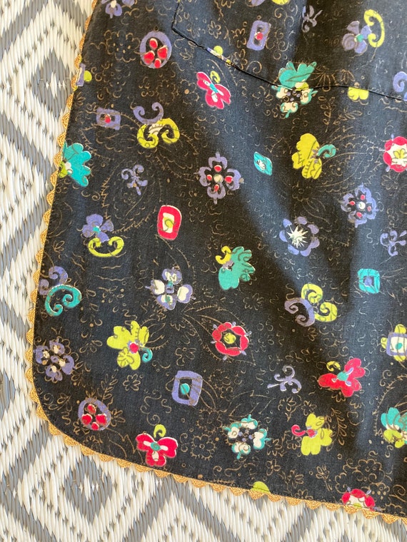 Vintage Black Cotton Floral 1950's Half Apron wit… - image 3