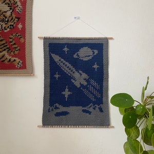 Spaceship and Planet Tapestry PATTERN DOWNLOAD
