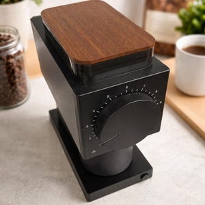 Felt Ode kundenspezifische Holz Trichter Deckel. Nussbaum oder Ahorn