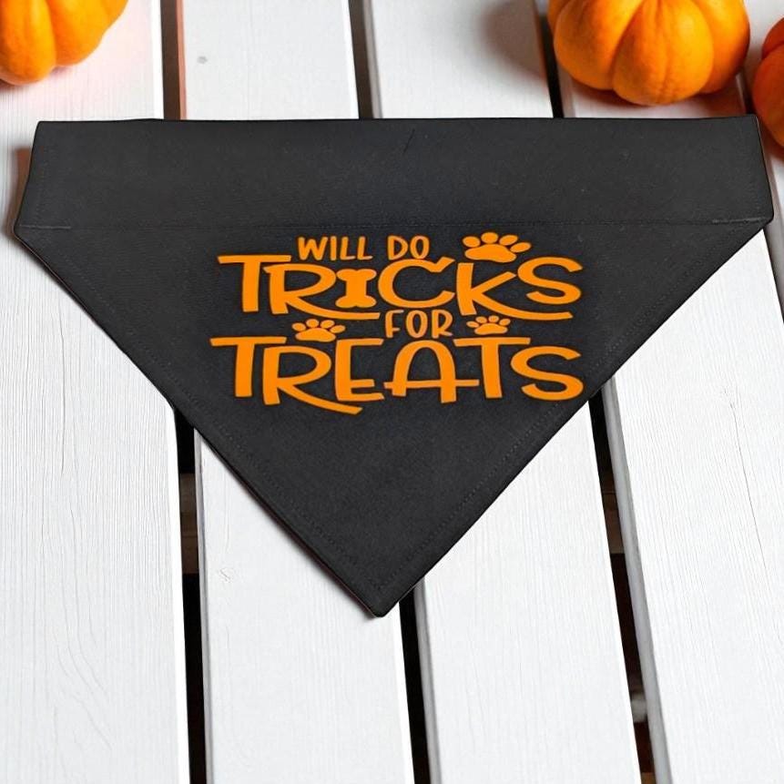 Handmade Halloween Dog Bandana – Slide-On Collar Neckerchief (Medium, UK Made)