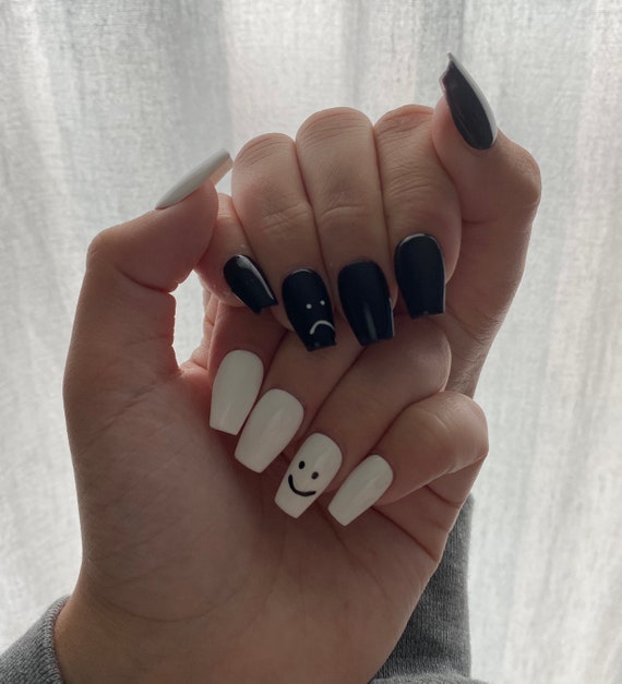 black and white nails black and white nails