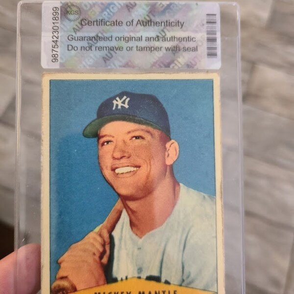 Mickey Mantle 1954 Red Heart Reprint Baseball card in soft case with "authentication" sticker