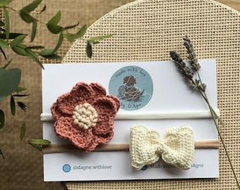 Bloemenmeisje hoofdband Schattig peutermeisje haarstrik Bruiloft pasgeboren fotoshoot accessoire Gehaakte bloem haarband Speciale gelegenheid Baby haarstrik