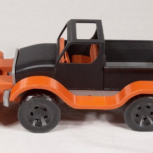 Download do modelo 3D do caminhão de brinquedo para impressão aditiva 3D