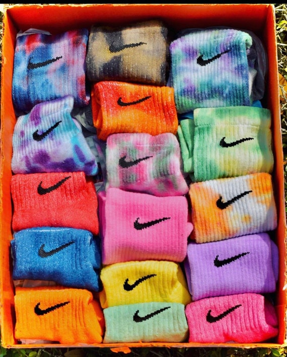 colorful socks nike