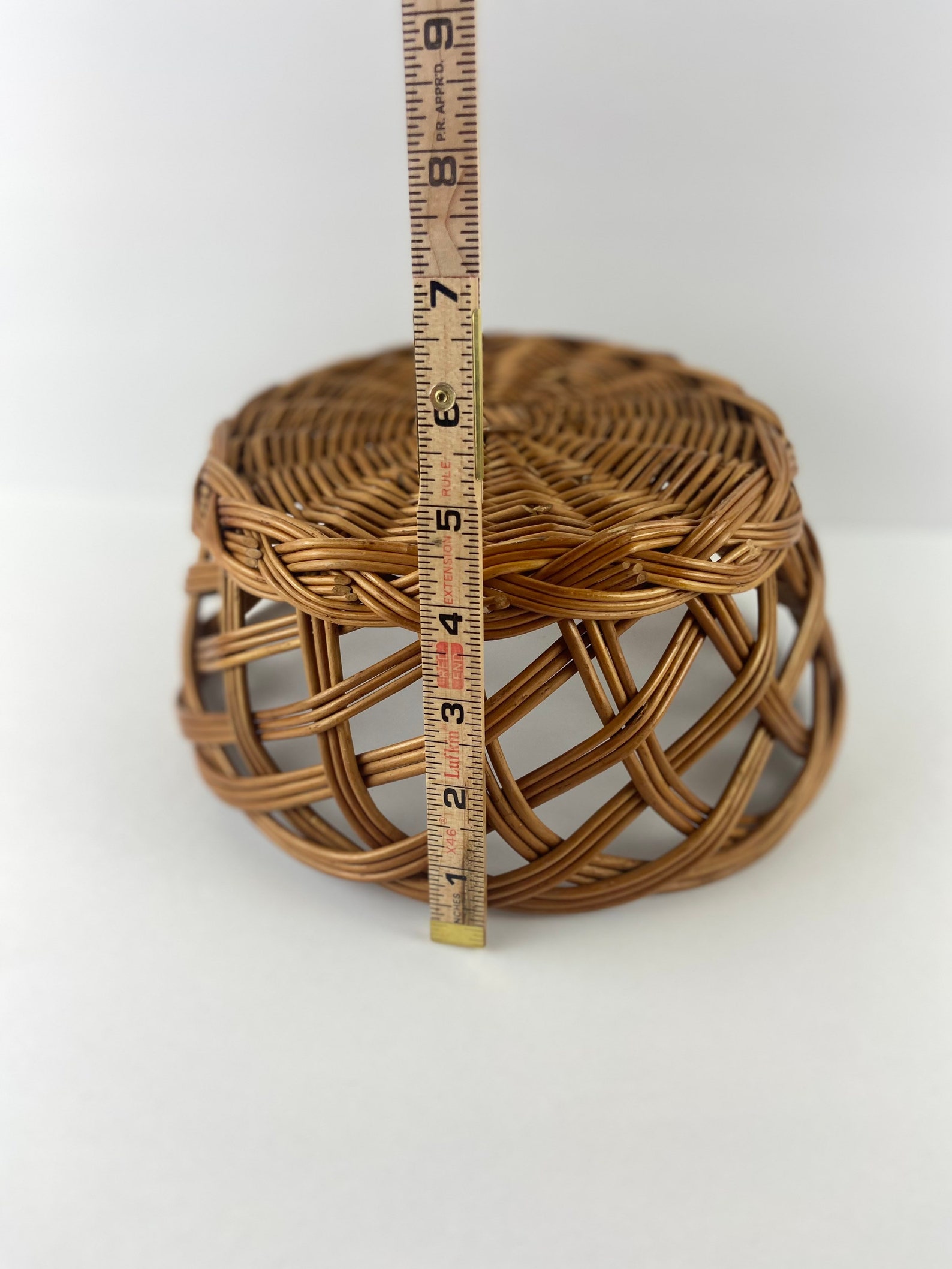 Woven open weave round basket Etsy