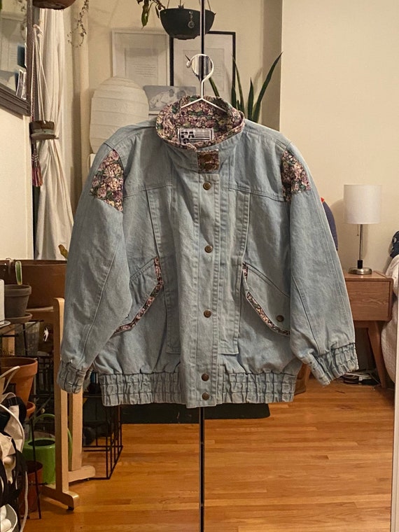 1990s Floral Paneled Jean Jacket M