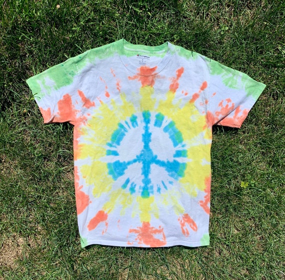Champion Peace Sign Tie-dye T-shirt, Adult/unisex Size M