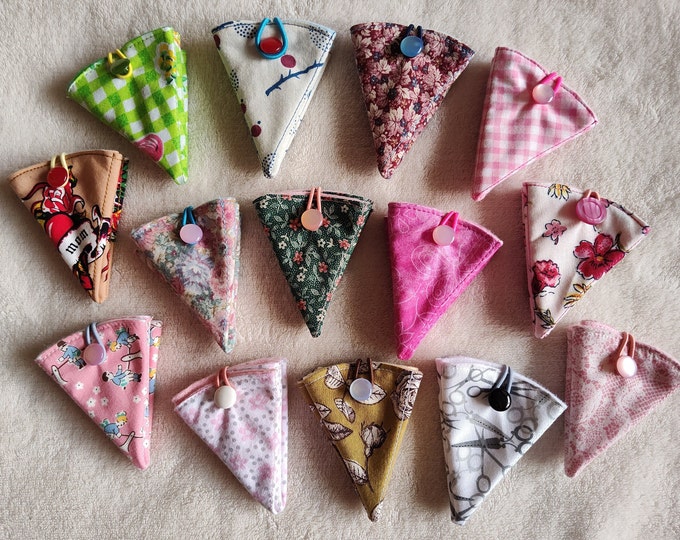 Primitive Hook Keeper in Strawberry Red for Rug Hooking Hooks and