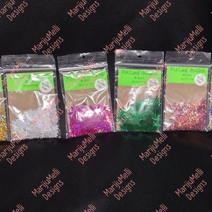 Pot leaf confetti