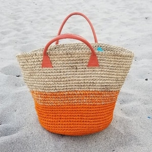 Fique bag. Orange & Natural colors. artisan made with natural fibers and ancestral technique.