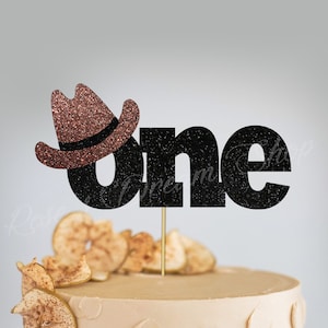 カウボーイ ケーキ トッパー、カウボーイ 1 歳の誕生日、最初の誕生日ケーキ トッパー、トッパー 1 個、初めてのロデオ ケーキ トッパー、カウボーイ パーティー、カウボーイ テーマの装飾