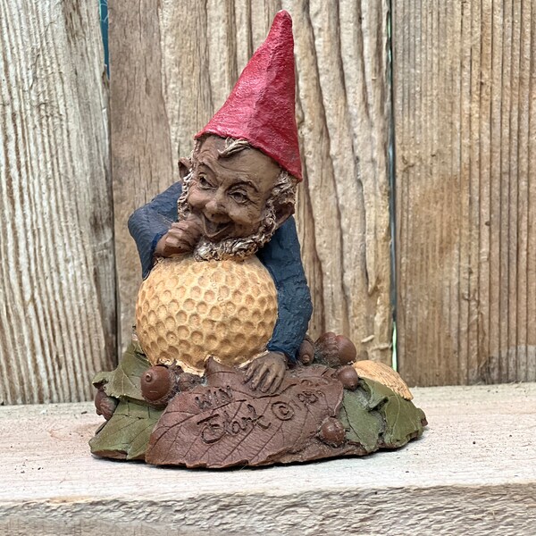 Win Golf gnome, Tom Clark