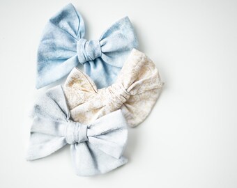 Handmade Christmas Hair Bow: Sparkly Holiday Baby Bow