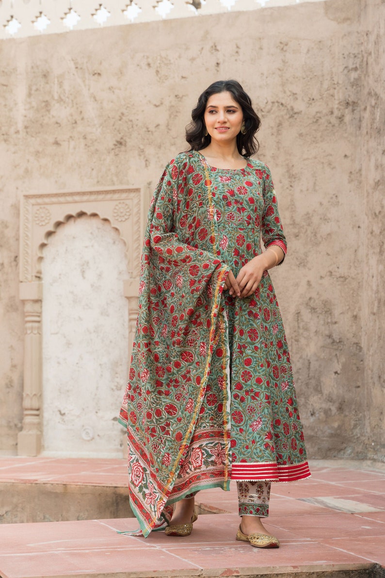 plus size pakistani salwar kameez