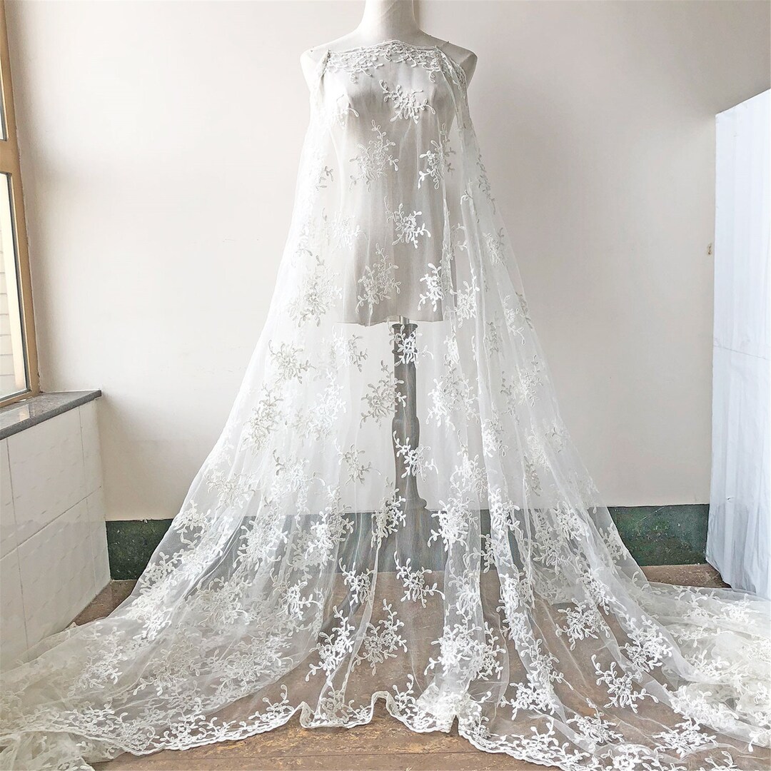 Ivory Embroidery Bridal Dress Fabric Blossom Wedding Gown