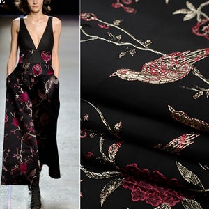 Eleganter Brokatstoff mit Vögeln und Blumen, Flora-Jacquard-Stoff, Haute-Couture-Stoffe für formelle Anzugbekleidung, 144 cm breit