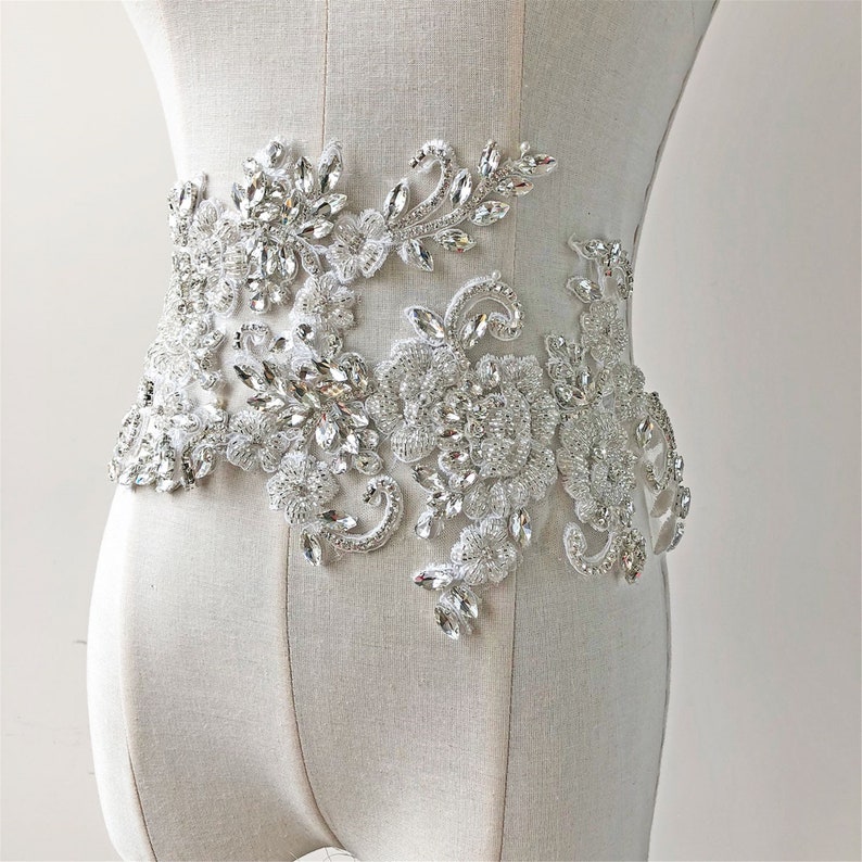Sparkling Crystal Appliques Straps Prom Dresses Open Back Fit and Flare Evening Gowns