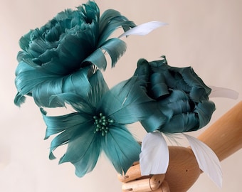 Emerald Feather Flower for Millinery, DIY Fascinator Supply, Botanical Silk-Like Feather Petals, Hat Making Trimming, Craft Supplies