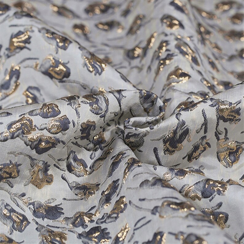 Elegant Fabric Brocade Fabric Jacquard Embossed Style Fabric Windbreaker Fabric Dress Making Fabric for Evening Dress 55 Inches Width