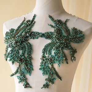 Emerald Heavily Crystal Flower Patches Rhinestone Applique Embroidery Beaded Sewing Appliques for Bridal Gown Evening Bodice By 2 Pc