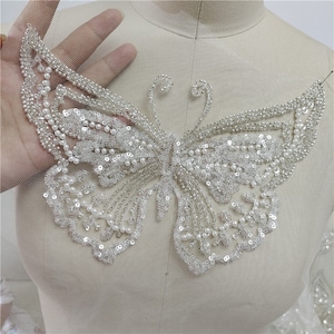 Beaded Delicate Butterfly Patch Motif Embroidery Butterfly Lace Appliques Chic Addition for Wedding Dresses Bridal Gown Dance Costumes