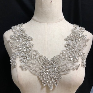 V Collar Clear Rhinestone applique Embroidery Beaded Crystal Patch Bling Rhinestone Collar Applique for Wedding Dress,Evening Gown 1 Piece