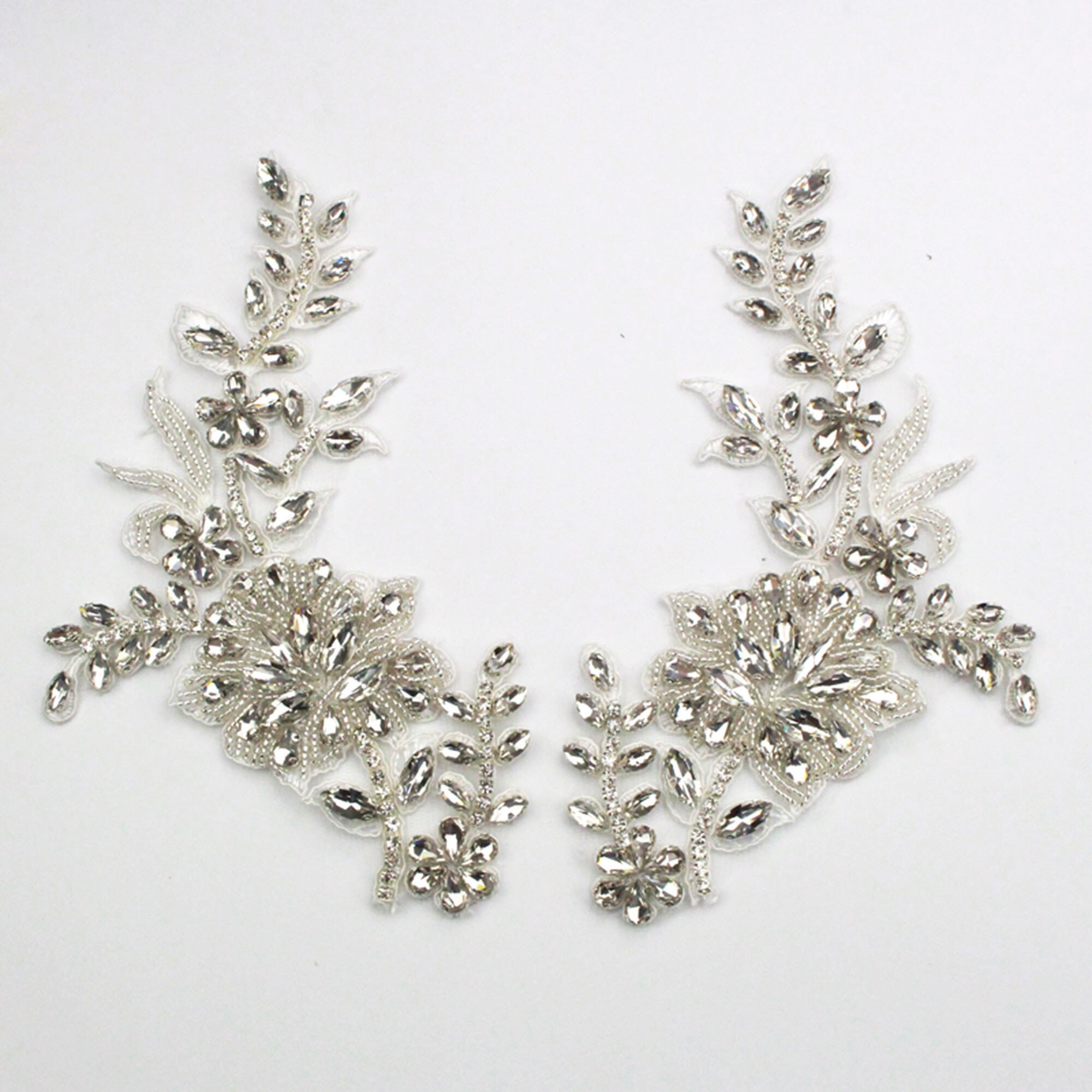  2pc/Pair Luxury Glass Rhinestone Beaded Patches for Clothes DIY  6.45*6.89 sew on Flower Rhinestone Appliques for Wedding Dresses  Embroiderd Appliques (A25)… : Arts, Crafts & Sewing