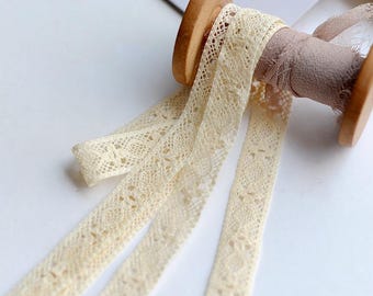 2Y Cotton Lace Trim Vintage Ivory Floral Crochet Ribbon Edge Lace Fabric by the Yard for Sewing Crafts Bridal Gift Wrapping DIY Ribbon