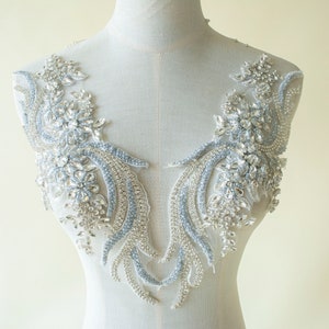 Pale Blue Beaded Crystal Patch Rhinestone Applique Crystal Flower Patches Embroidery Bead Sewing Appliques for Bridal Gown Evening Dress