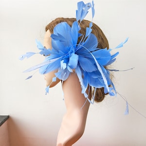 Twisted Flower Dyed Feather Flower Mount Handmade Bouquet Faux flowers Millinery Feather Flower for Hat Making Fascinators Decoration