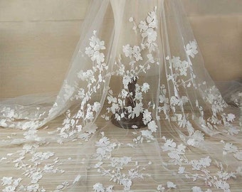 Off White Blommor Spets Tyg Broderi Blommor Spets Mesh Tyg för DIY Bröllop Brudklänning Formell Festklänning Överlägg Säljs I Yard