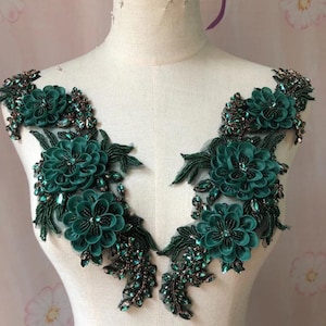 Exquistite 3D Flower Patch Stunning Prom Dress Rhinestone Applique Bling Accents Beaded Applique for Evening Dress Dance Costumes 1 Pair