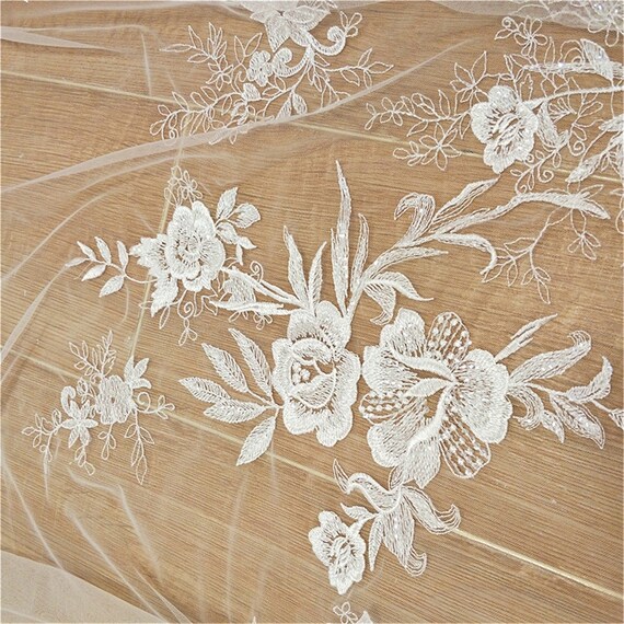 4 Pailletten-Blumen-Aufnäher, Bestickt – Für Hochzeitskleider & Abendmode