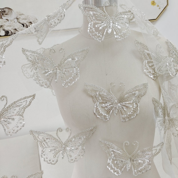 スパンコールビーズの蝶のパッチモチーフ刺繍蝶レースアップリケ