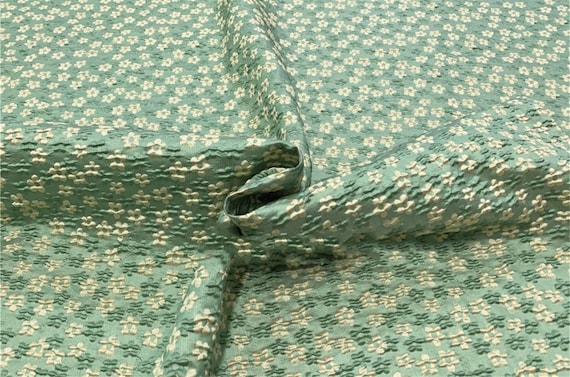 Green Daisy Floral Fabric Brocade Fabric Jacquard Emboss Jacquard Windbreaker Fabric Dress Making Fabric for Suit Costume Dress