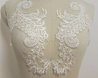 Off-White Mirror Pair Delicate Flower Lace Patch Vintage Embroidery Floral Lace Applique for Wedding Gown Craft Projects