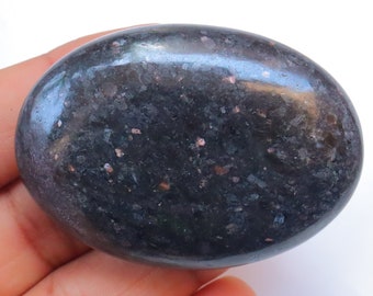 Nuummite Palm Stone, Natural Nuummite Palm, Polished Stones - Healing Crystals and Stones - Nuummite Stones - Nuummite Palms, Healing Stone