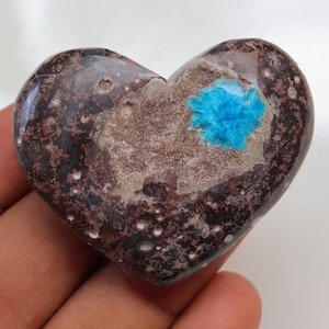 Unique Rare Cavansite Heart stone, Natural Cavansite Heart, Cavansite Tumble, Cavansite Palmstone, Cavansite Specimen, Cavansite from India