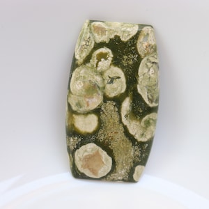 Cabochon de rhyolite de forêt tropicale, cristaux de jaspe de forêt tropicale de guérison, pierres de rhyolite de guérison, pierre de poche, pierre non fixée, pierre précieuse.