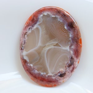 Marokkaanse agaat cabochon, groot formaat, ovale designer cabochon, mooie witte en doorschijnende fortificatielijnen, zaksteen, losse steen.