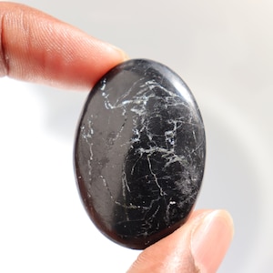 Black Tourmaline Palm Stone, Black Tourmaline Crystal, Black Tourmaline Palmstone, Protection Crystal, healing stone, Christmas Gift