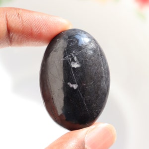 Black Tourmaline Palm Stone, Black Tourmaline Crystal, Black Tourmaline Palmstone, Protection Crystal, healing stone, Christmas Gift