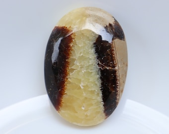 Natural Septarian  Palm stone , Crystal Mineral Specimen, Collector Mineral Specimen, palm stone for protection & Grounding, pocket stone.
