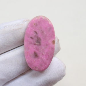 Raro cabochon di calcite di cobalto rosa, pietra preziosa naturale di calcite di cobalto, calcite di cobalto dal Congo, calcite rosa lucidata a mano, creazione di gioielli