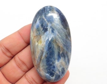 Cabujón de cianita azul de alta calidad, cianita azul plateada natural, piedra de comunicación, gema de cianita azul para reequilibrar el chakra de la garganta.