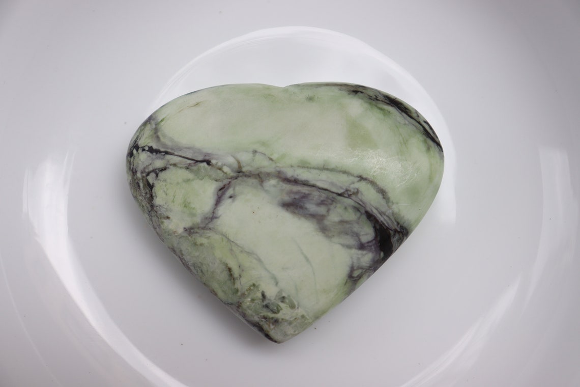 Natural Kammererite Heart Stone Green Kammererite Heart Etsy