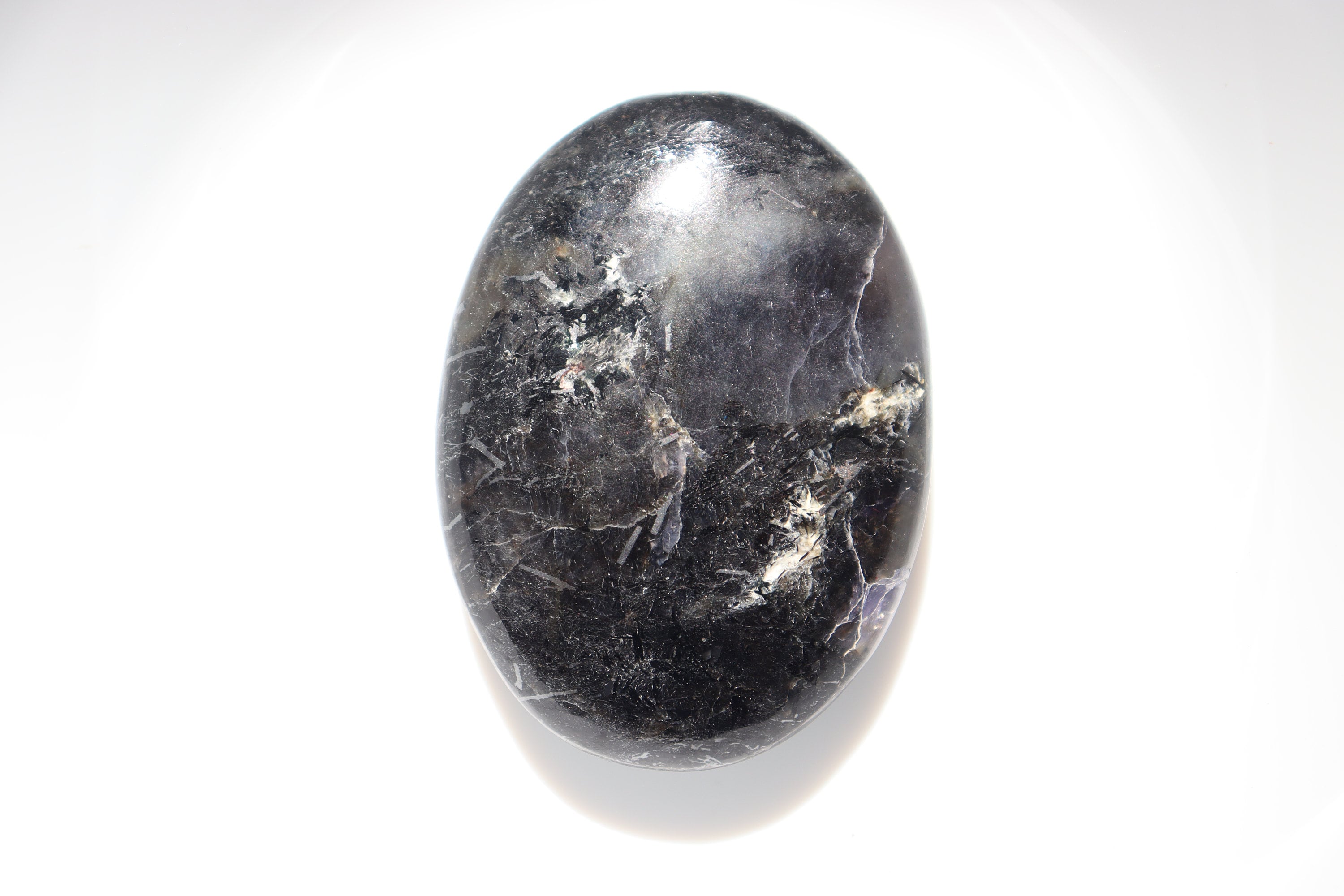 XXL アイオライトサンストーンパームストーン、美しい天然アイオライト