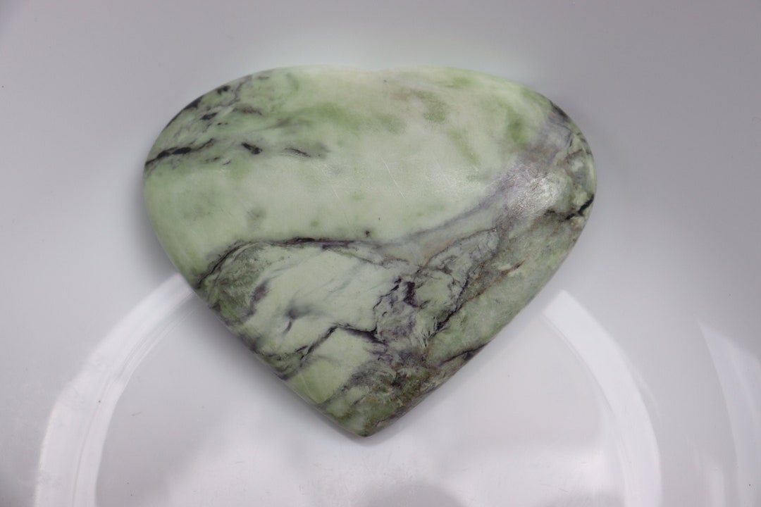 Natural Kammererite Heart Stone Green Kammererite Heart Etsy